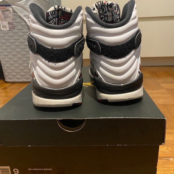 Jordan 8 - Picture 5 of 6